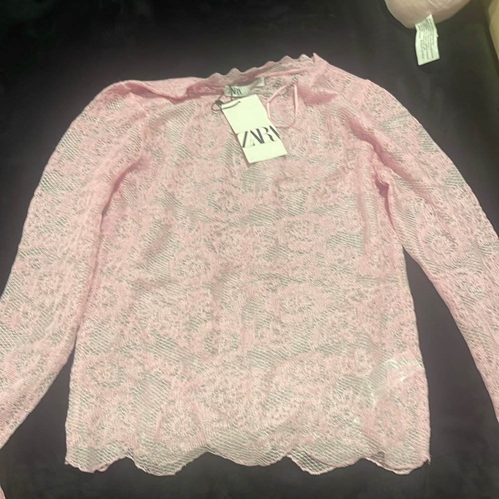 BABY PINK LACE TOP